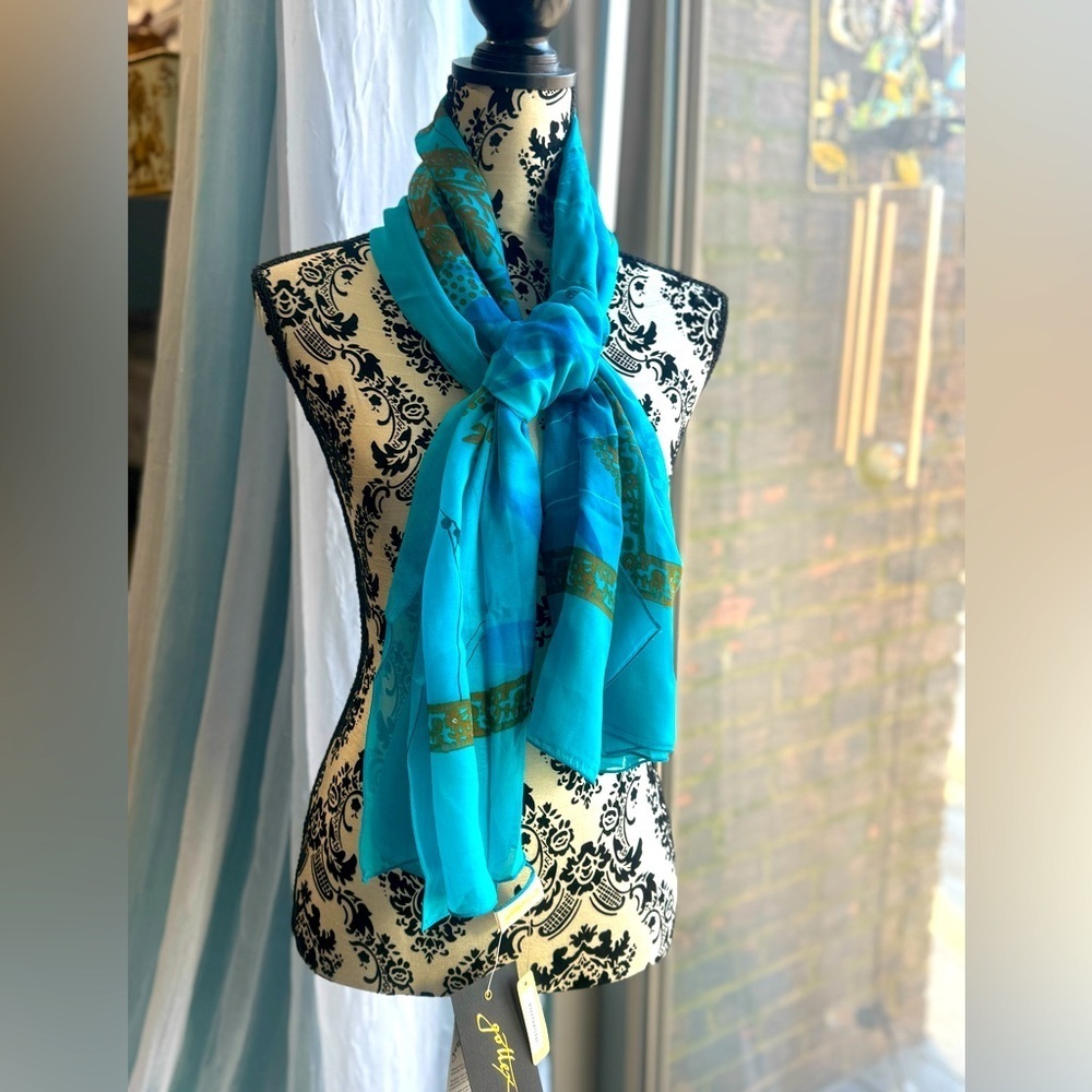 Gottex Silk Scarf  Blue Turquoise Beautiful Design 57”x 57”-Huge New With Tags